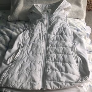 white lululemon vest